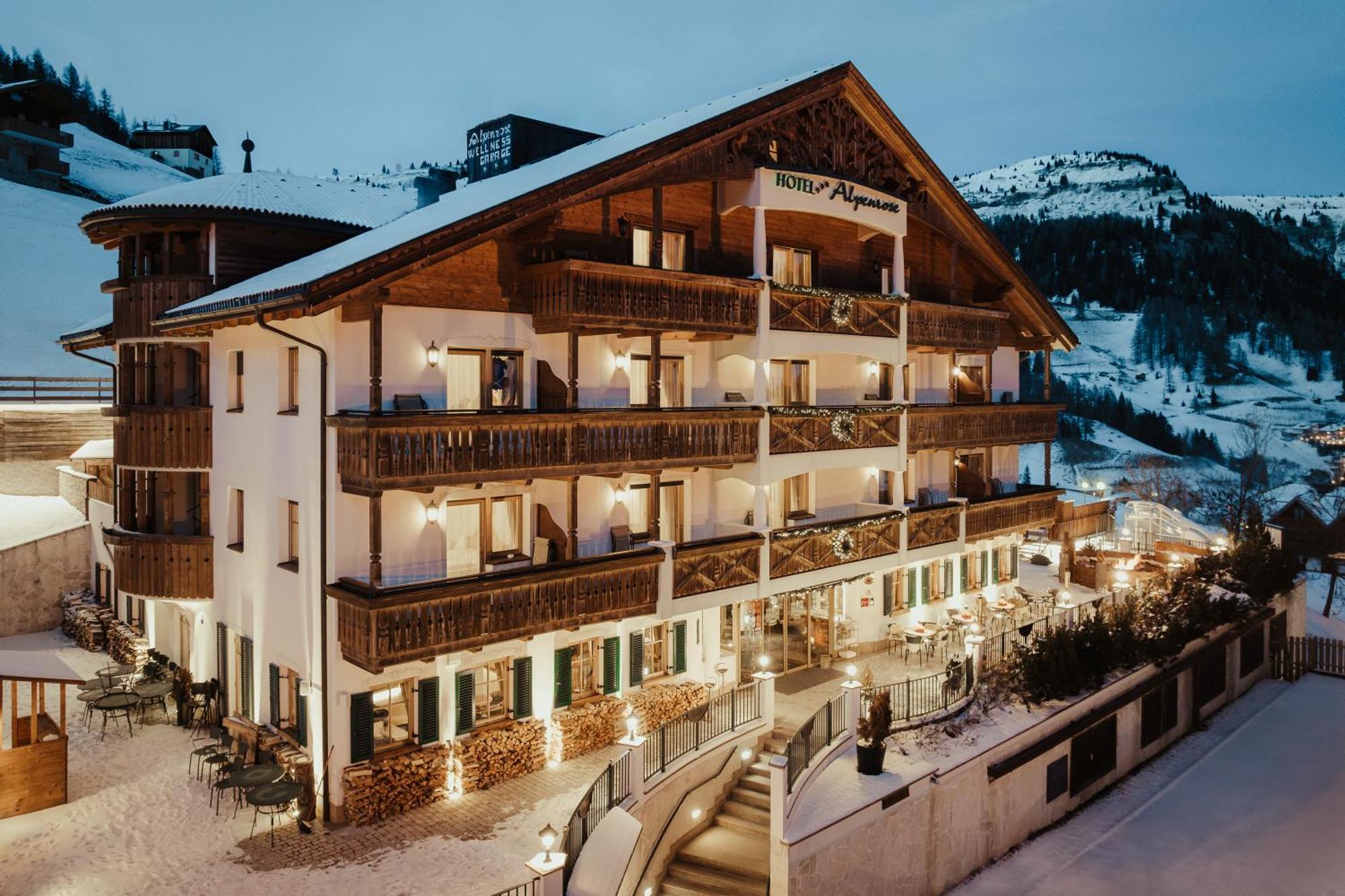 Hotel Alpenrose Арабба Экстерьер фото