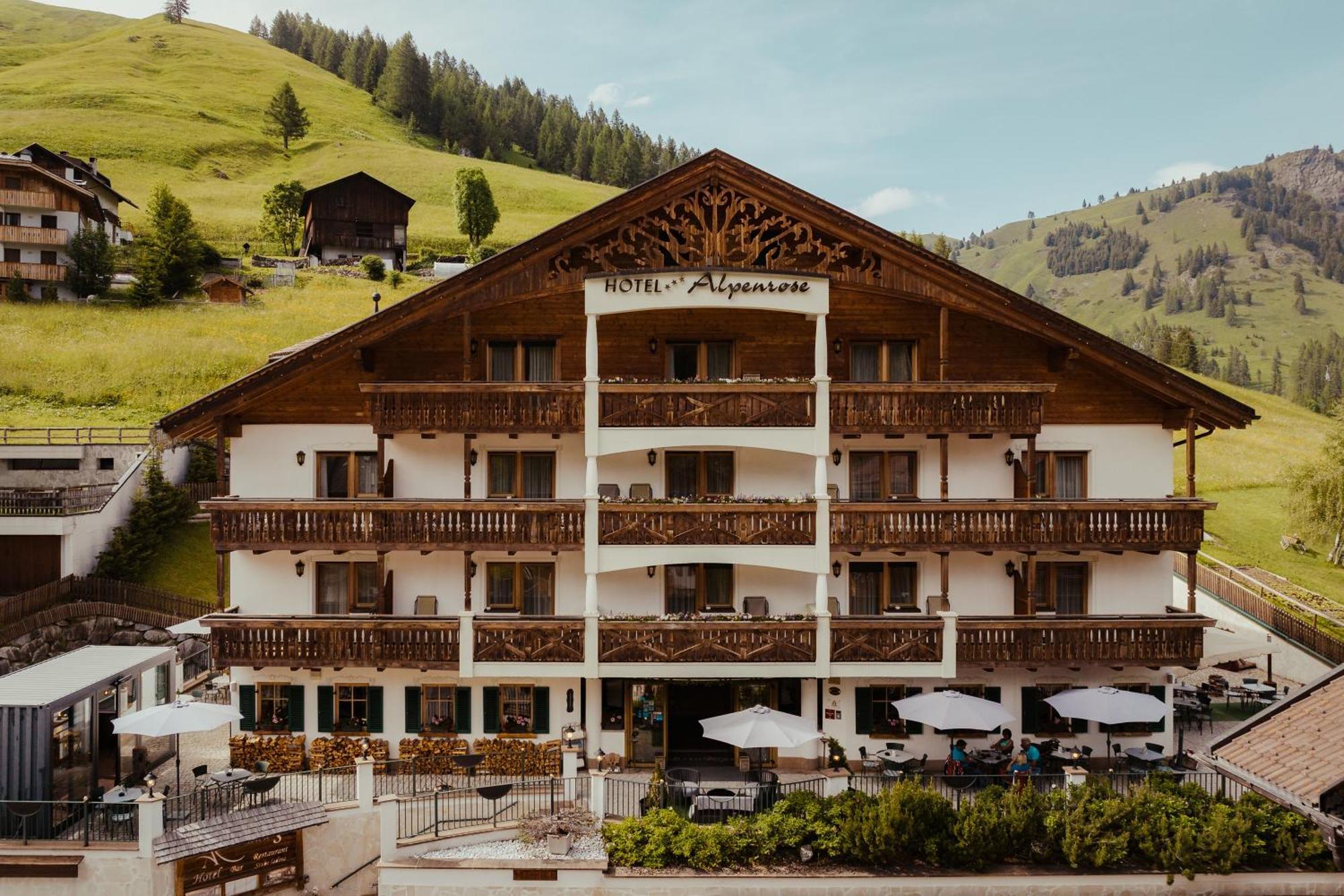 Hotel Alpenrose Арабба Экстерьер фото