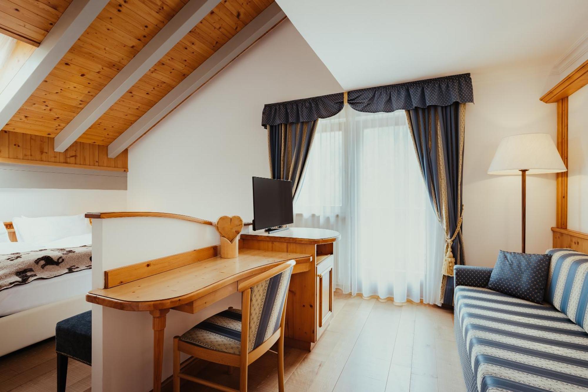 Hotel Alpenrose Арабба Экстерьер фото