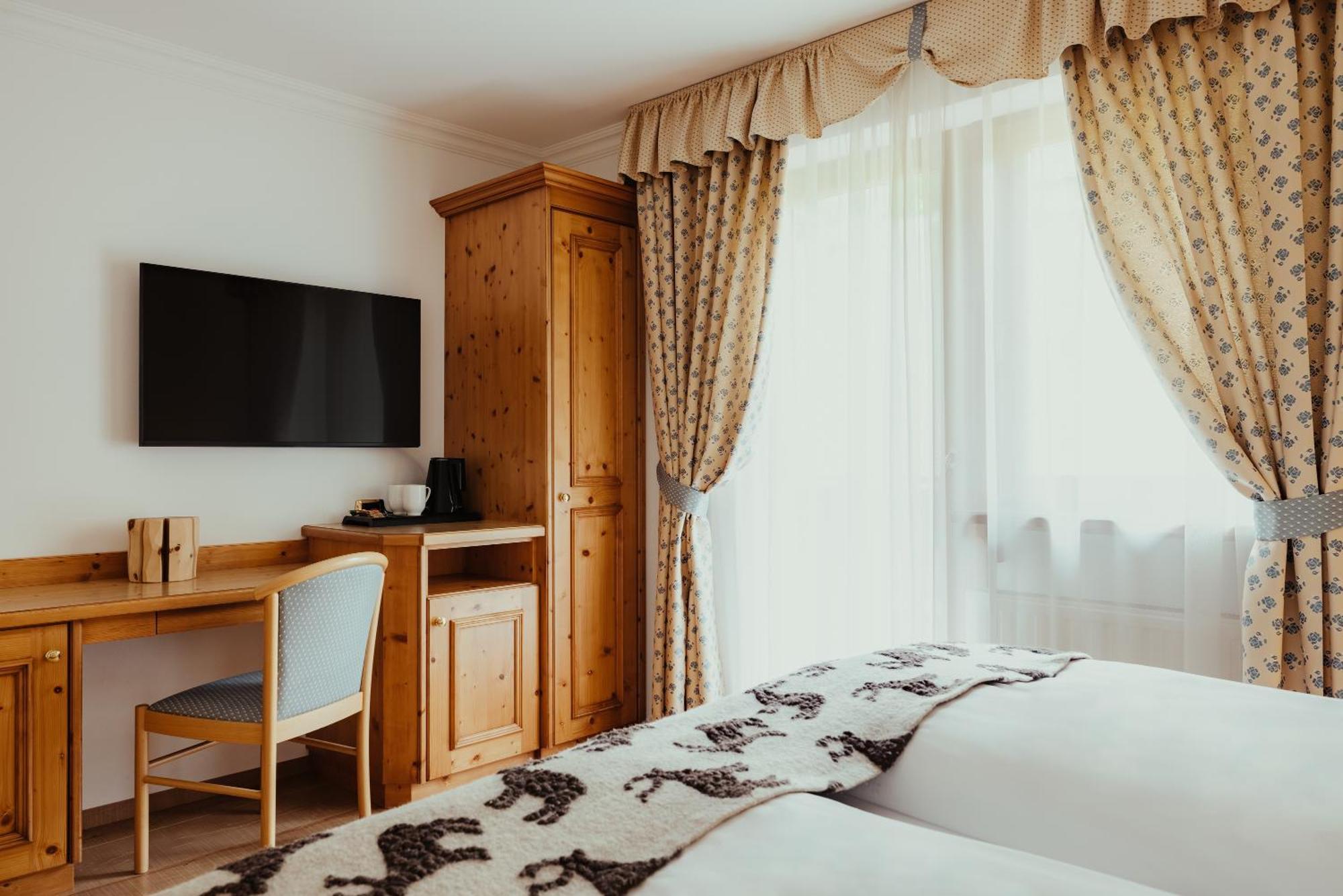 Hotel Alpenrose Арабба Экстерьер фото